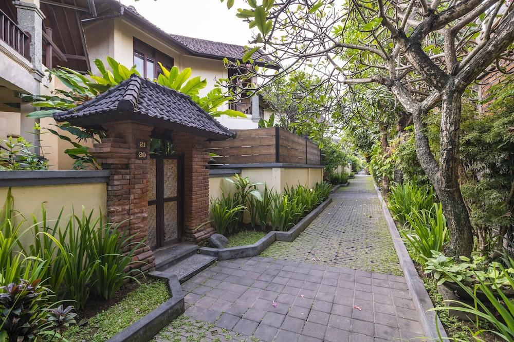 Bali Ayu Hotel & Villas Kuta Lombok Εξωτερικό φωτογραφία