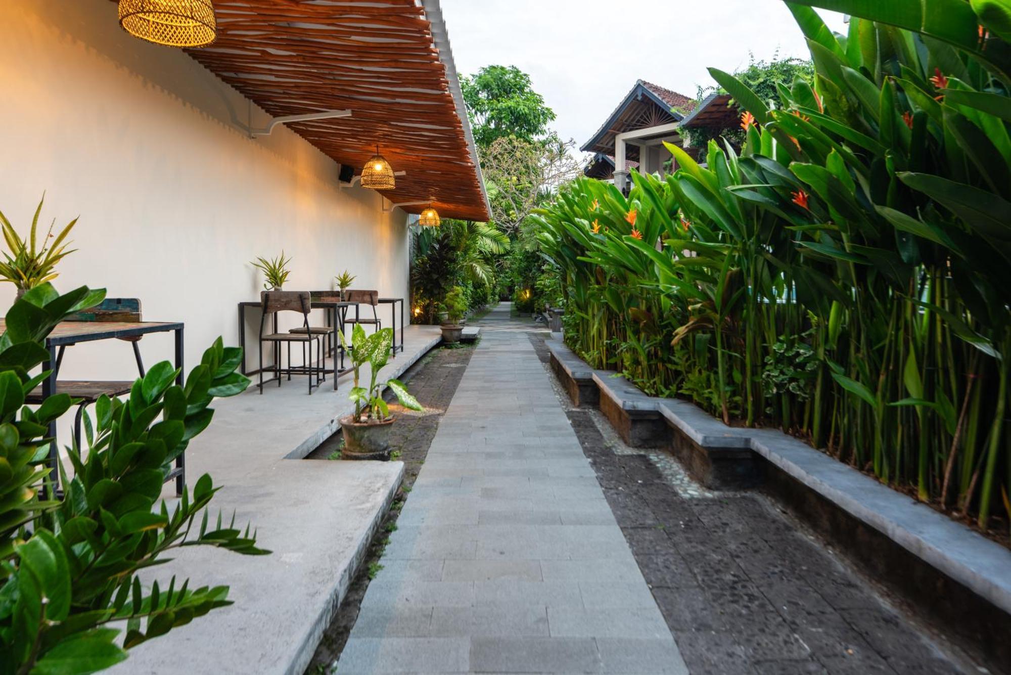 Bali Ayu Hotel & Villas Kuta Lombok Εξωτερικό φωτογραφία